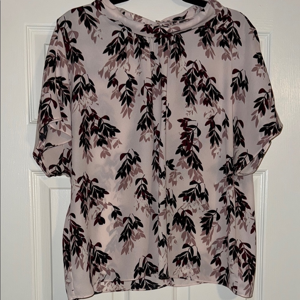 Vince Camuto Pink Boxy Blouse with Peter Pan Collar